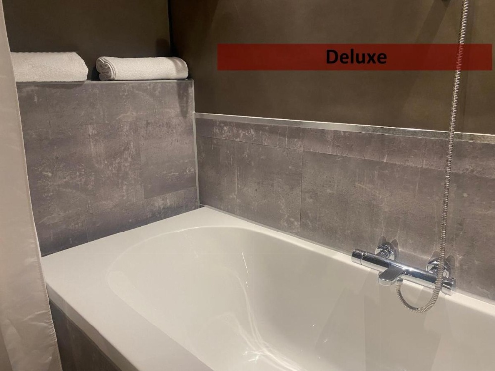 Grand Hotel Central Image 21
