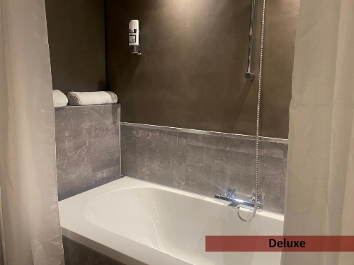 Grand Hotel Central image 22